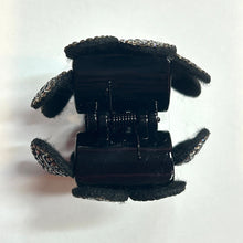 Load image into Gallery viewer, Crystal Flower Jaw
