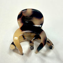 Load image into Gallery viewer, Small Good Gripper French Jaws
